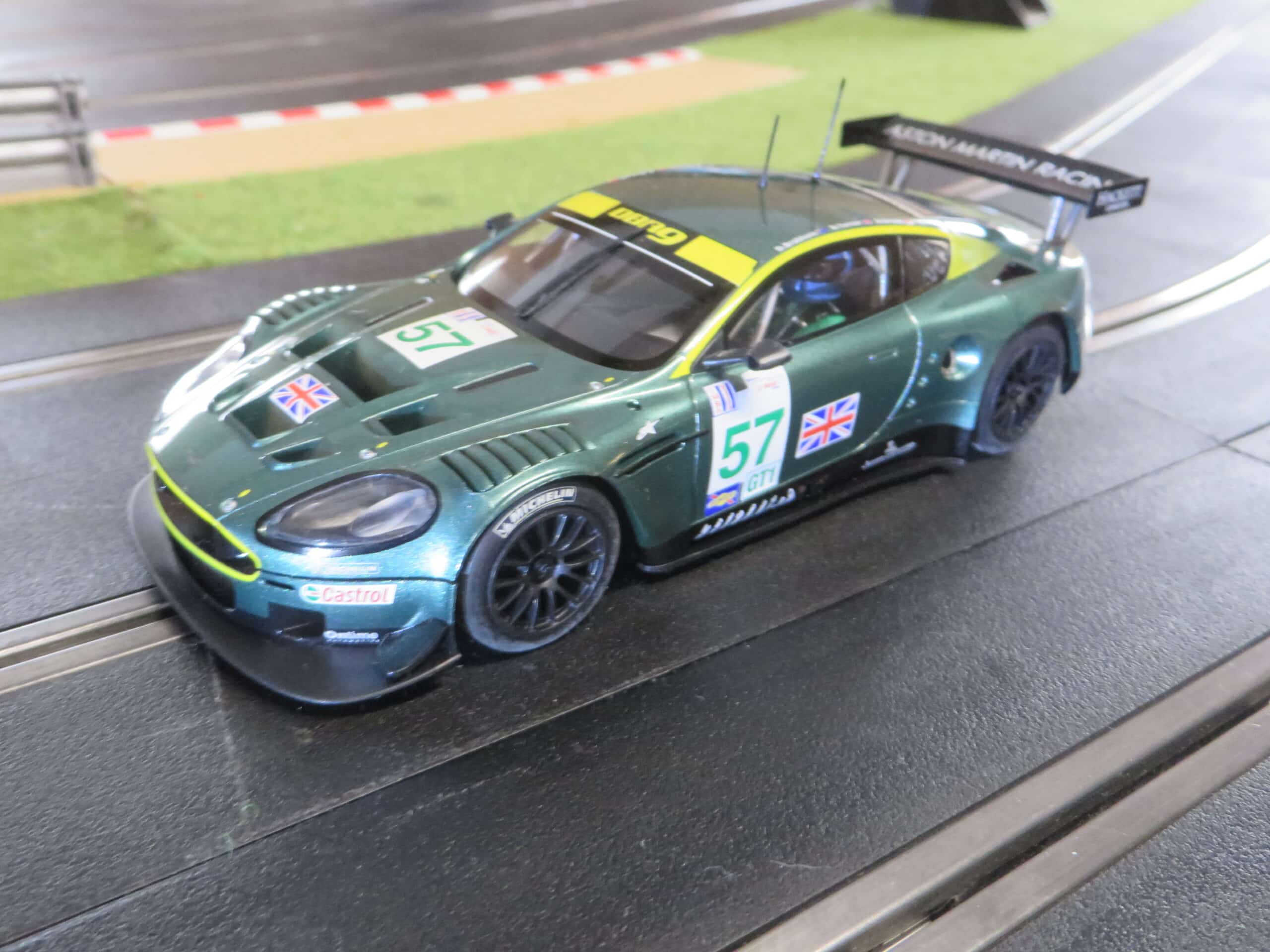 SCALEXTRIC ASTON MARTIN DBR9 Slotcar Garage Belgium