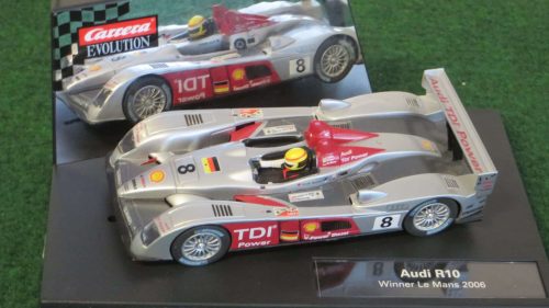 AUDI R10