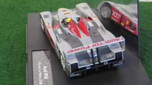 AUDI R10