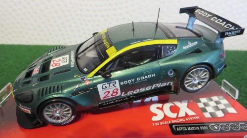 ASTON MARTIN DBR9