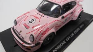 PORSCHE 934 PINK PIG