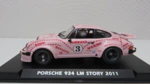 PORSCHE 934 PINK PIG