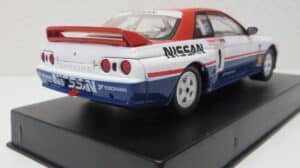 NISSAN SKYLINE