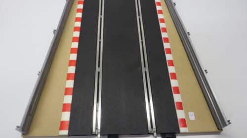 BORDERS LEAD IN & OUT scalextric sport