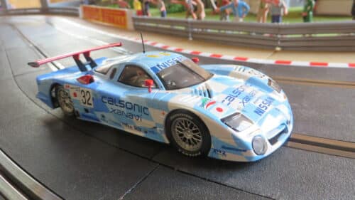 NISSAN R390 GT1