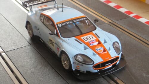 SCALEXTRIC ASTON MARTIN DBR9