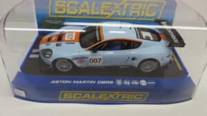 SCALEXTRIC ASTON MARTIN DBR9