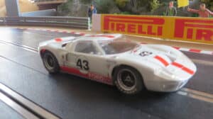 SCALEXTRIC FORD GT40