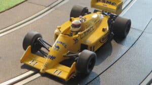 SCALEXTRIC LOTUS 99T F1