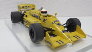 SCALEXTRIC LOTUS 99T F1