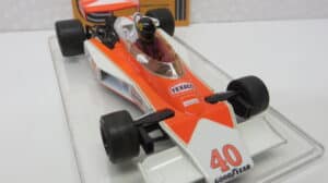 SCALEXTRIC MCLAREN M23 F1