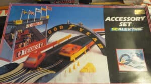 SCALEXTRIC ACCESSORY SET