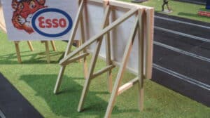 HANDBUILD BILLBOARD ESSO