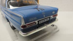 REVELL MERCEDES 300 SE