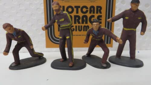 RACE FIGURES SET 26