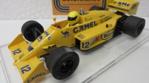 SCALEXTRIC LOTUS 99T F1