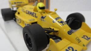 SCALEXTRIC LOTUS 99T F1