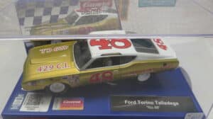 CARRERA DIGITAL 132 FORD TORINO TALLADEGA