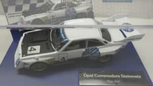 CARRERA DIGITAL 132 OPEL COMMODORE