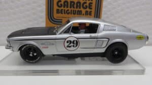 CARRERA DIGITAL 132 FORD MUSTANG GT