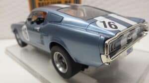 CARRERA DIGITAL 132 FORD MUSTANG GT