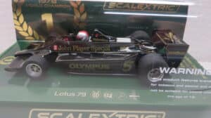 SCALEXTRIC FORMULE 1 LOTUS 79