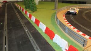 CAR FENCE TO DECORATE YOUR RACETRACK