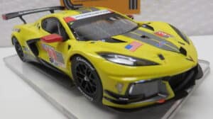 CARRERA CORVETTE C8.R