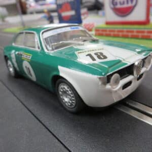 team slot alfa romeo giulia