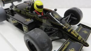 SCALEXTRIC F1 LOTUS 98T