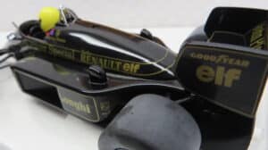 SCALEXTRIC F1 LOTUS 98T